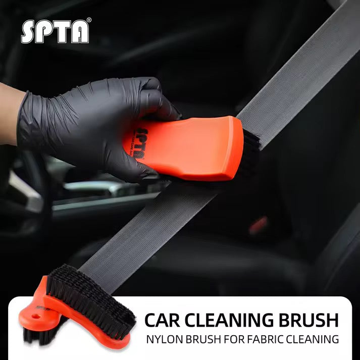 Cepillo de Detallado de Autos SPTA DF031 Negro y Naranja.