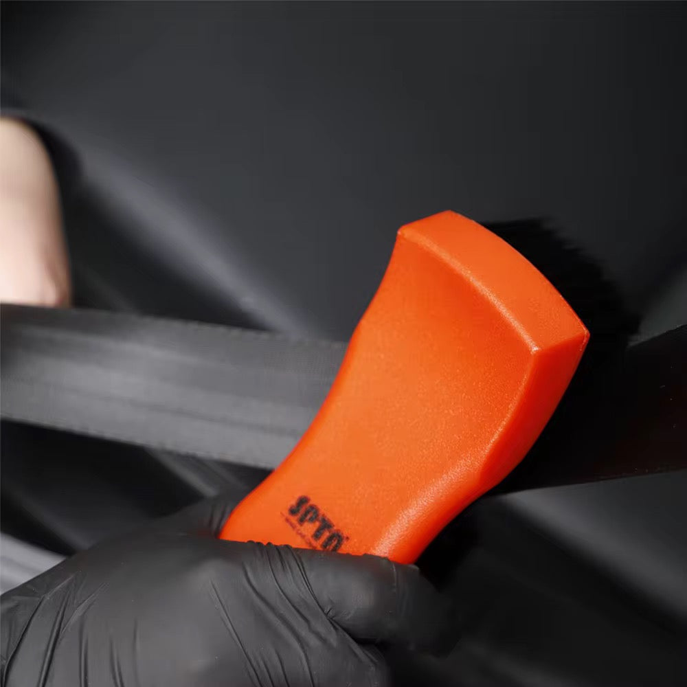 Cepillo de Detallado de Autos SPTA DF031 Negro y Naranja.